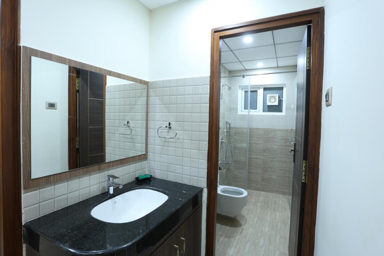 מלון Tiruchirappalli Minas Manor מראה חיצוני תמונה