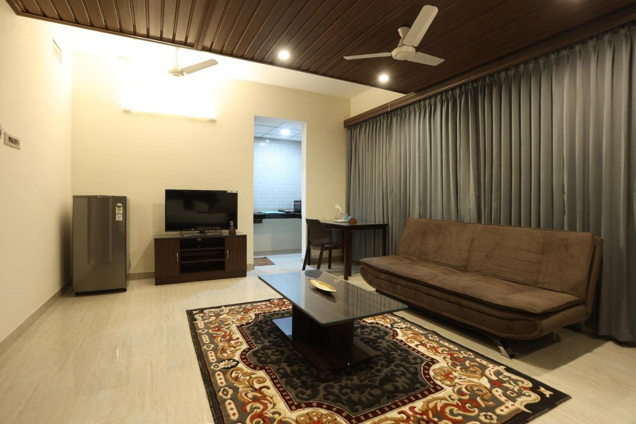 מלון Tiruchirappalli Minas Manor מראה חיצוני תמונה