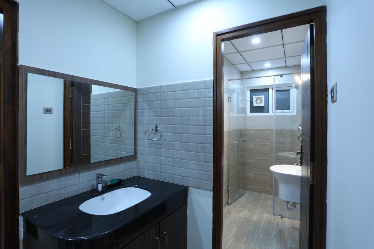 מלון Tiruchirappalli Minas Manor מראה חיצוני תמונה