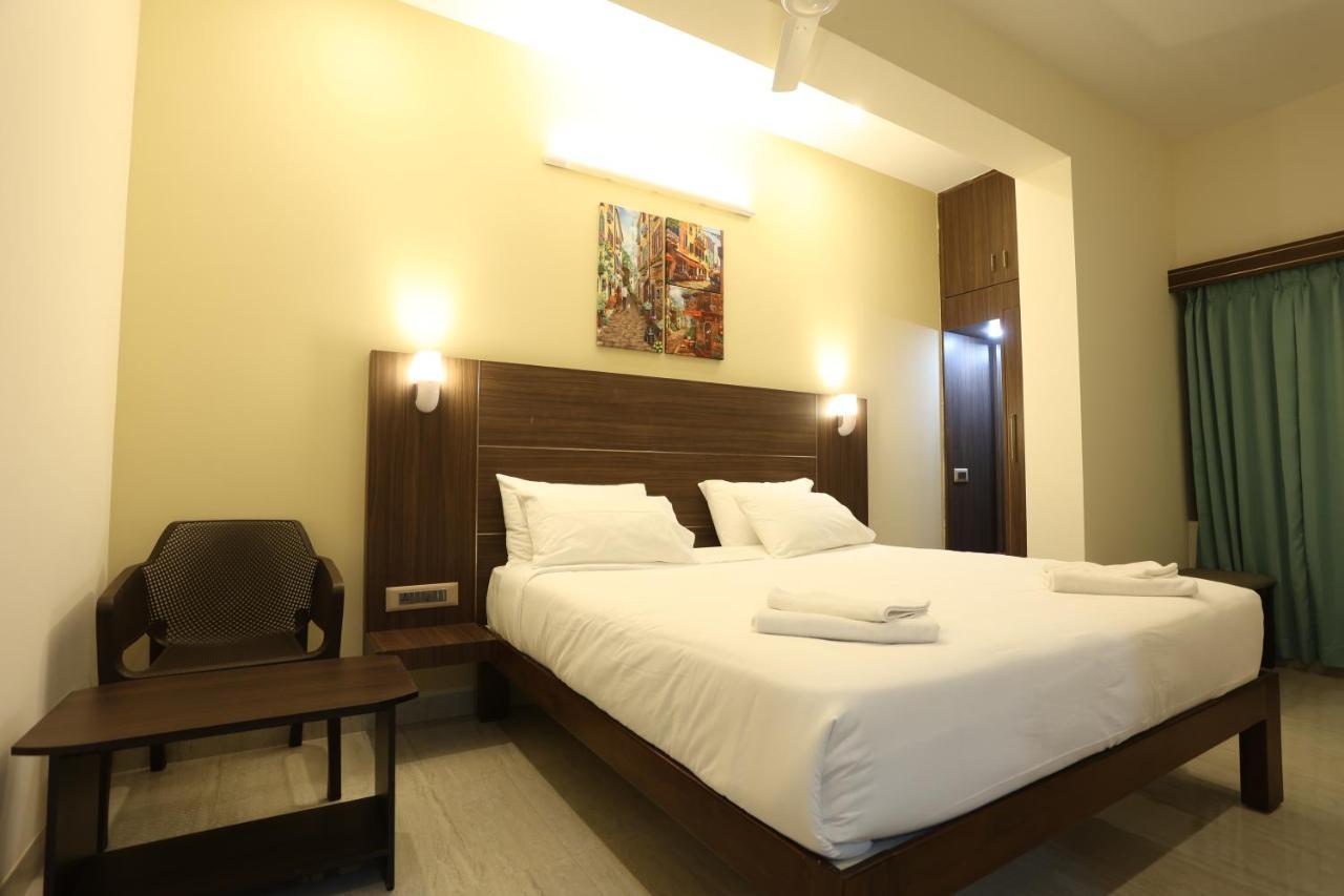 מלון Tiruchirappalli Minas Manor מראה חיצוני תמונה