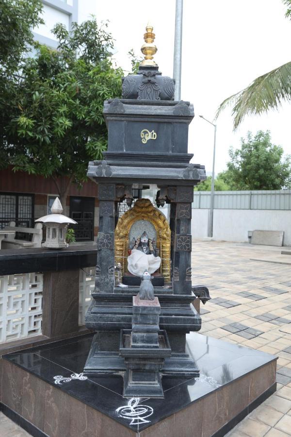 מלון Tiruchirappalli Minas Manor מראה חיצוני תמונה