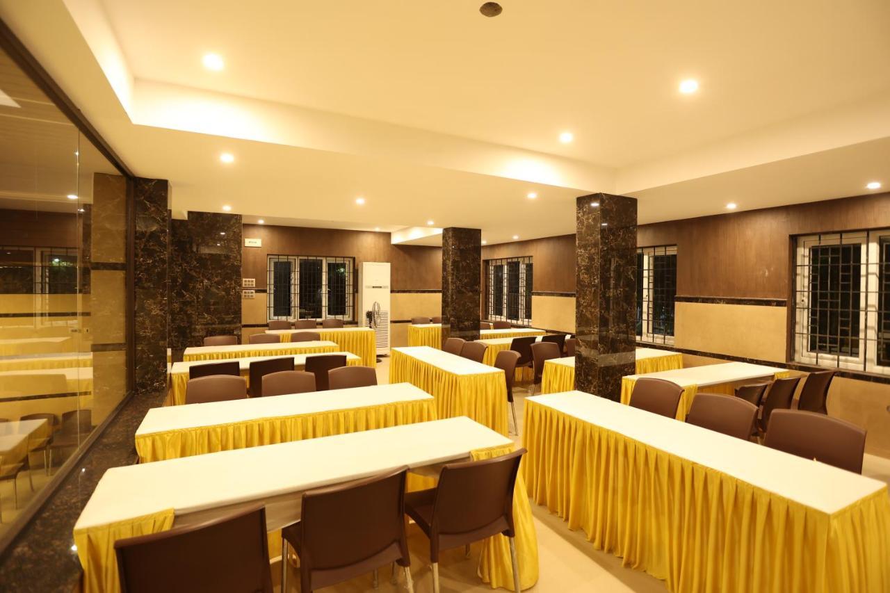 מלון Tiruchirappalli Minas Manor מראה חיצוני תמונה